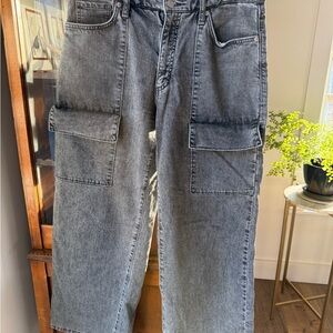 Banana Republic Mid-Rise Cargo Pants in Gray